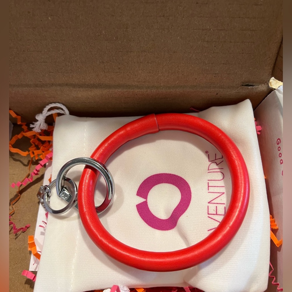 Oventure Big O keychain